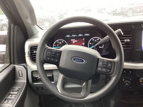 Used 2024 Ford F350 XLT AWD/4WD image 18