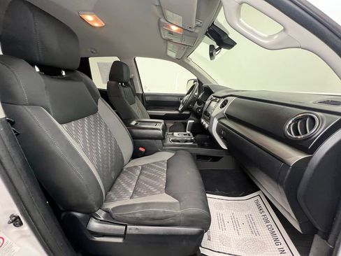 Used 2018 Toyota Tundra SR5 image 8