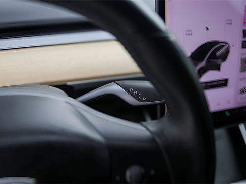 Used 2018 Tesla Model 3 Long Range image 14