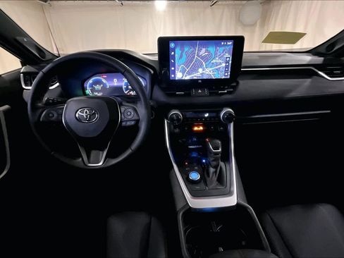 Used 2025 Toyota RAV4 XSE w/ Premium Package AWD/4WD image 21
