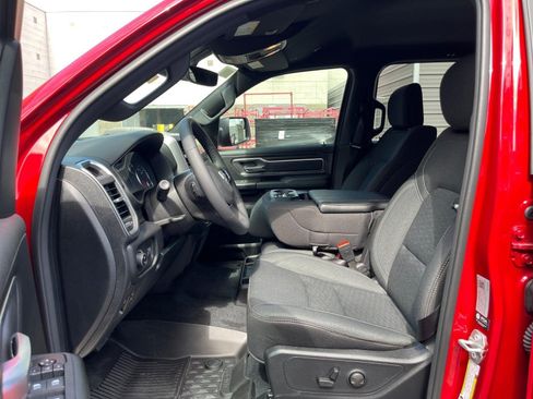 New 2026 RAM 1500 Big Horn AWD/4WD image 11