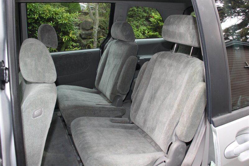 Used 2000 MAZDA MPV ES FWD image 14