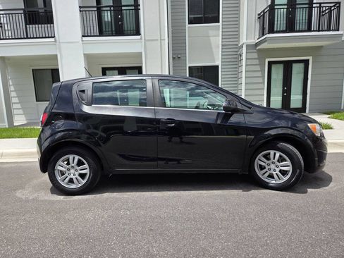 Used 2016 Chevrolet Sonic LT FWD image 5