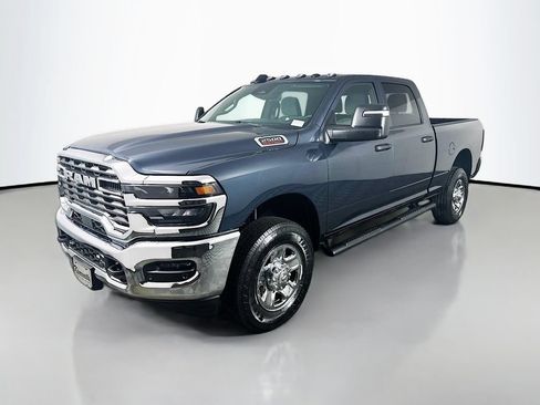 New 2026 RAM 2500 Tradesman AWD/4WD image 3