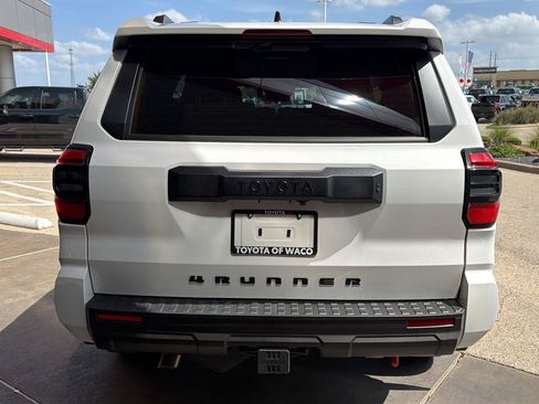 New 2026 Toyota 4Runner SR5 RWD image 5