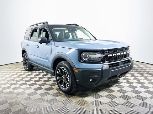 Used 2025 Ford Bronco Sport Outer Banks w/ Outer Banks Tech Package+ AWD/4WD image 1