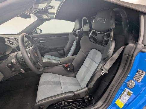 Certified 2025 Porsche 718 Boxster Spyder RS image 5