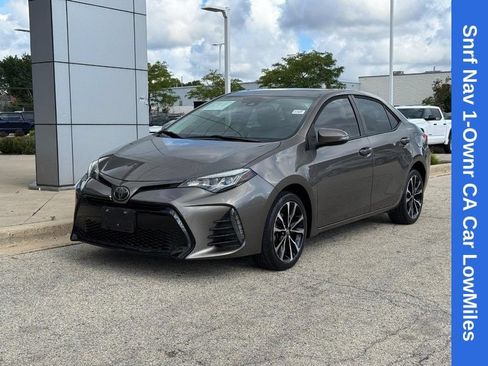 Used 2019 Toyota Corolla SE w/ SE Premium Package FWD image 7