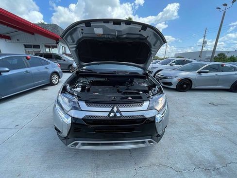Used 2020 Mitsubishi Outlander SEL FWD image 16