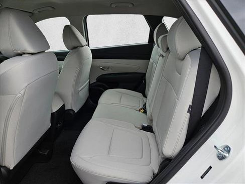 New 2026 Hyundai Tucson SE FWD image 12