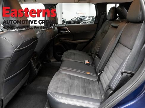 Used 2022 Mitsubishi Outlander SE AWD/4WD image 22