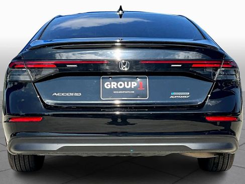 Used 2024 Honda Accord Sport image 7