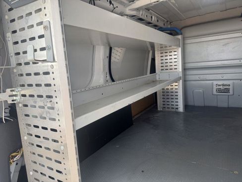 Used 2016 Ford Transit Connect XL image 17