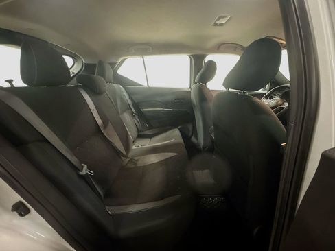 Used 2020 Nissan Kicks SV image 30