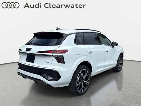 New 2026 Audi Q3 quattro 2.0T AWD/4WD image 4