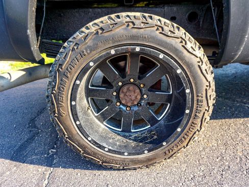 Used 2005 Chevrolet Silverado 2500 LS w/ Heavy-Duty Power Package image 28