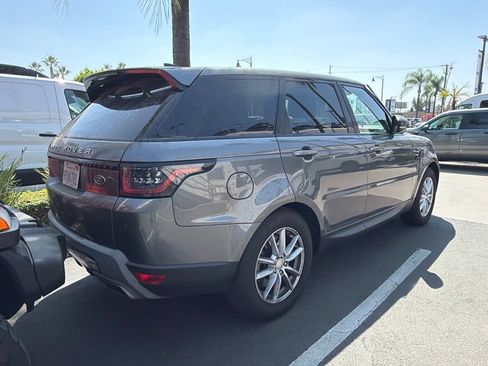 Used 2018 Land Rover Range Rover Sport SE AWD/4WD image 5