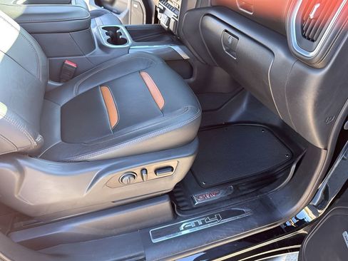 Used 2021 GMC Sierra 1500 AT4 w/ Technology Package image 16