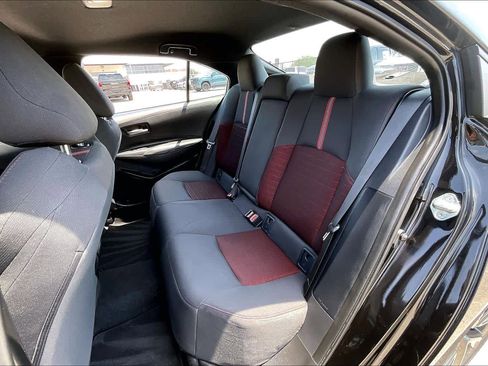 Used 2025 Toyota Corolla SE FWD image 19