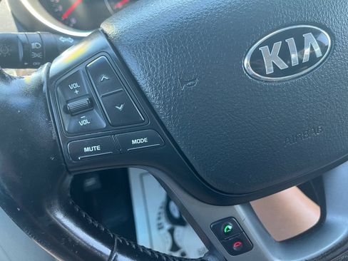 Used 2015 Kia Sorento LX FWD image 17