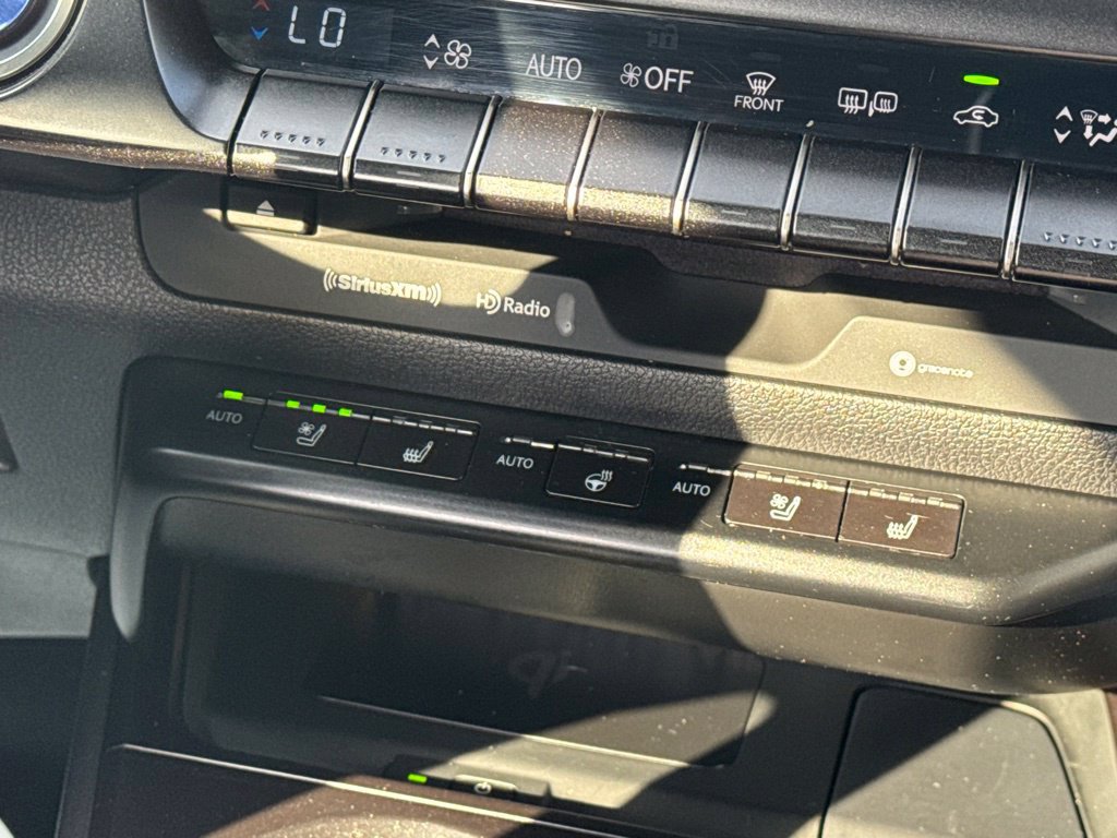 Used 2020 Lexus UX 250h w/ Premium Package AWD/4WD image 24