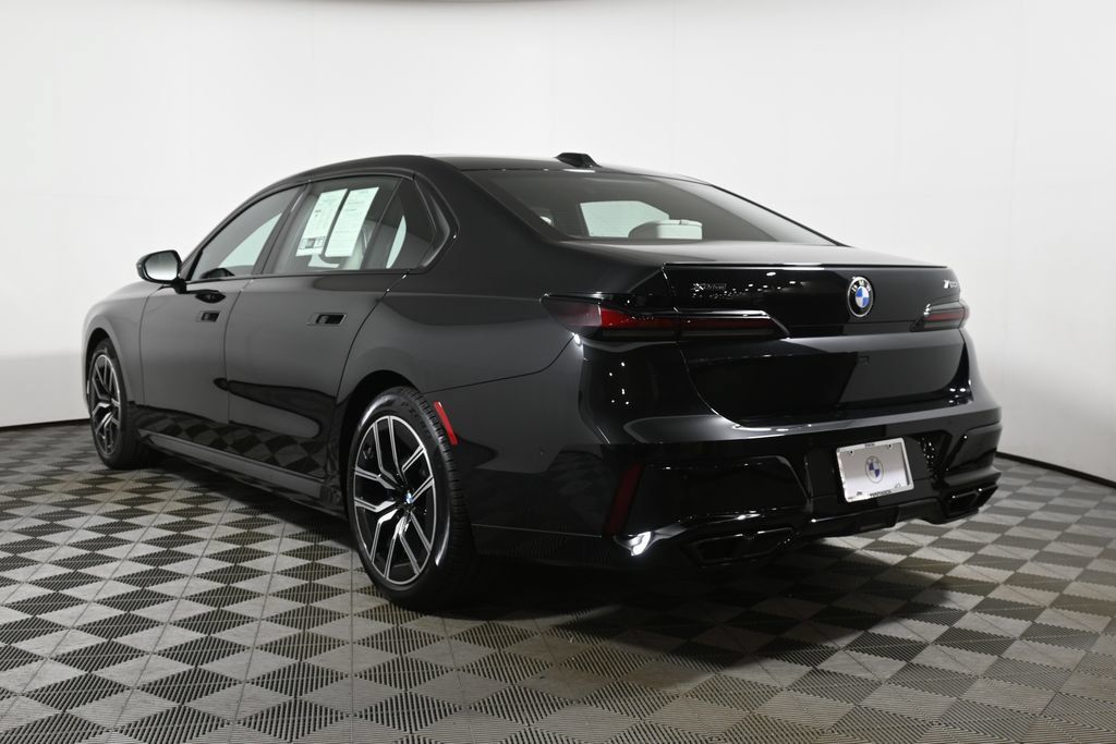 Certified 2023 BMW 760i xDrive w/ Executive Package AWD/4WD image 5