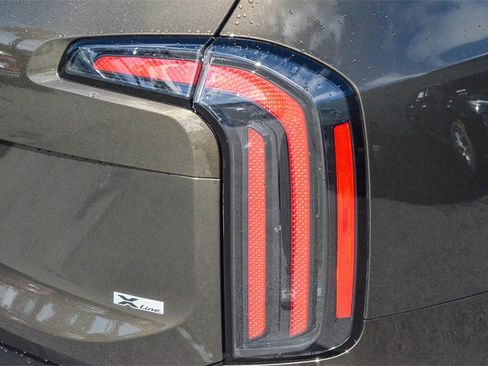 Used 2023 Kia Telluride EX X-Line image 7