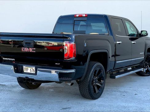 Used 2018 GMC Sierra 1500 SLT w/ Enhanced Driver Alert Package RWD image 13
