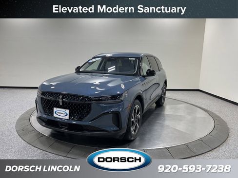 New 2026 Lincoln Nautilus Premier w/ Jet Appearance Package AWD/4WD image 1