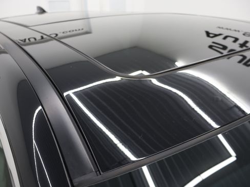 Used 2022 Acura MDX w/Technology Package image 4