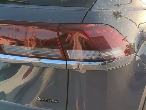 New 2026 Volkswagen Atlas Cross Sport SEL Premium R-Line image 8