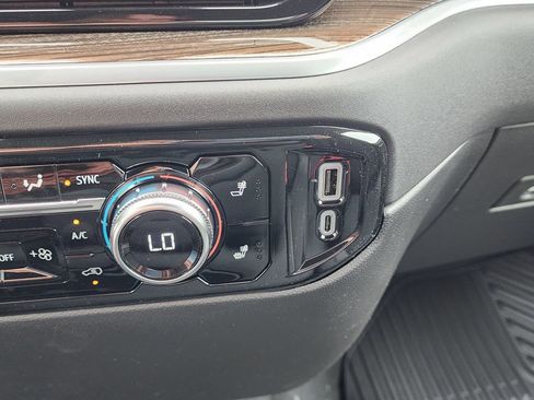 New 2026 GMC Sierra 1500 Elevation image 30