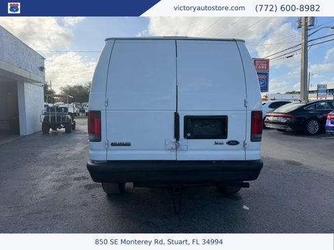 Used 2010 Ford E-150 and Econoline 150 RWD image 4