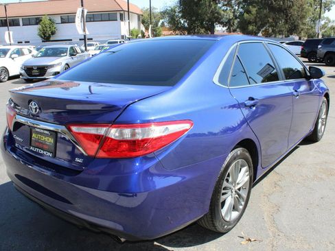 Used 2016 Toyota Camry SE FWD image 34