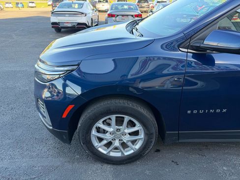 Used 2023 Chevrolet Equinox LT w/ Driver Convenience Package image 12