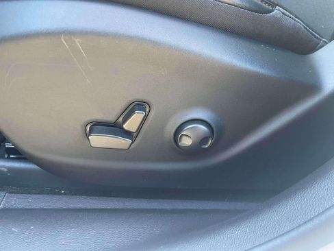 Used 2022 Jeep Cherokee 4WD Altitude image 18