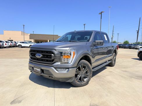Used 2022 Ford F150 XLT w/ Equipment Group 302A High AWD/4WD image 11