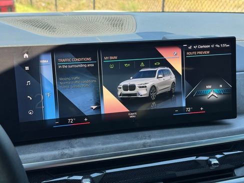 Used 2023 BMW X7 xDrive40i image 44