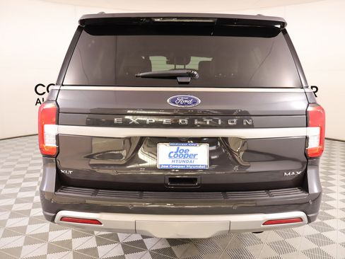 Used 2024 Ford Expedition Max XLT image 24
