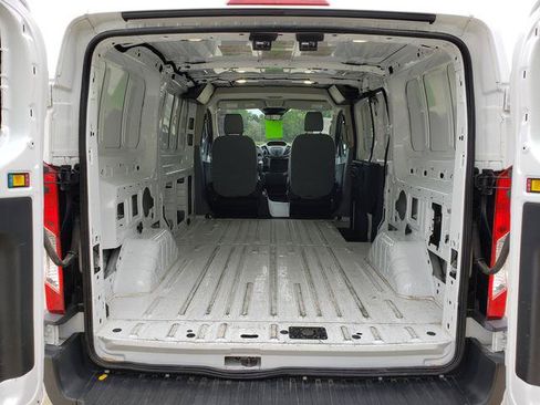 Used 2017 Ford Transit 150 130 Low Roof RWD image 5