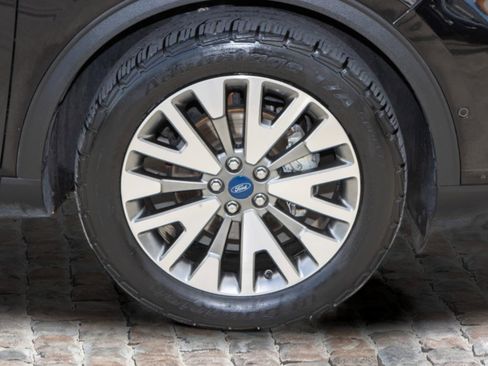 Used 2020 Ford Escape Titanium w/ Titanium Premium Package 2.0 image 39