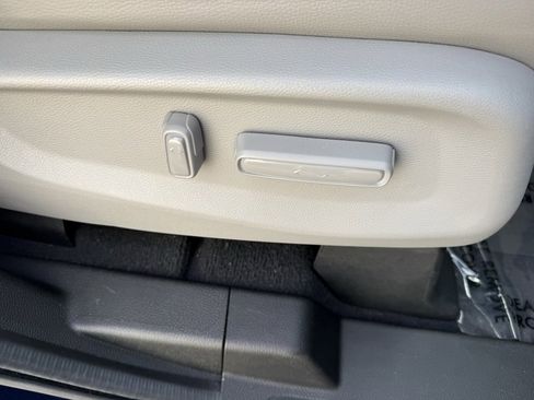 Used 2020 Honda Odyssey Elite image 46