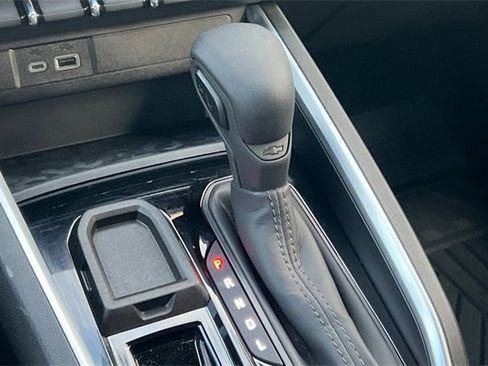 Used 2025 Chevrolet Colorado W/T w/ Advanced Trailering Package image 27