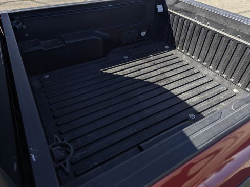 Used 2017 Toyota Tacoma TRD Off-Road w/ Tow Package image 8