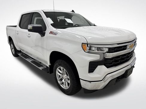 New 2026 Chevrolet Silverado 1500 LT w/ Z71 Off-Road Package image 3