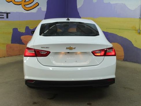 Used 2020 Chevrolet Malibu LS FWD image 7