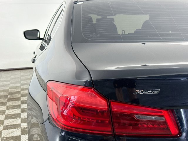 Used 2019 BMW 530i xDrive AWD/4WD image 35