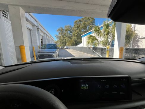 Used 2025 Hyundai Tucson SEL image 34