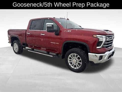 Certified 2025 Chevrolet Silverado 2500 LTZ w/ LTZ Premium Package image 9