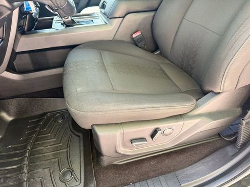 Used 2018 Ford F150 XLT w/ Equipment Group 302A Luxury AWD/4WD image 25